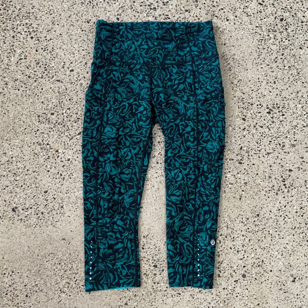 lululemon “Fast and Free” legging
